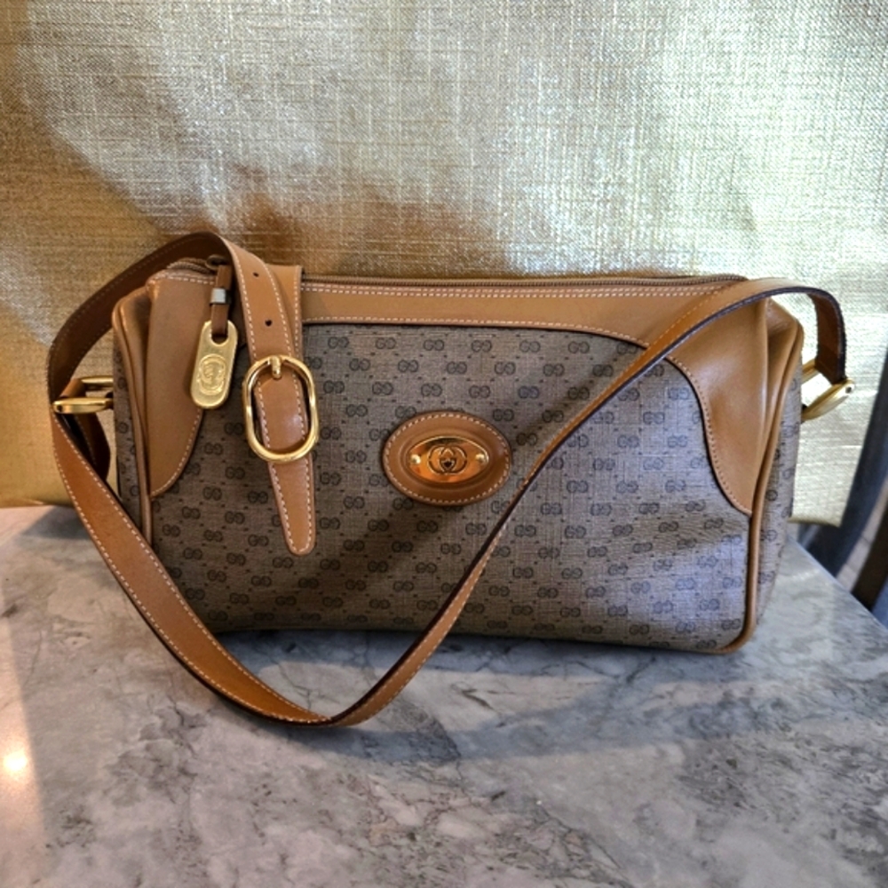 GUCCI Crossbody Bag